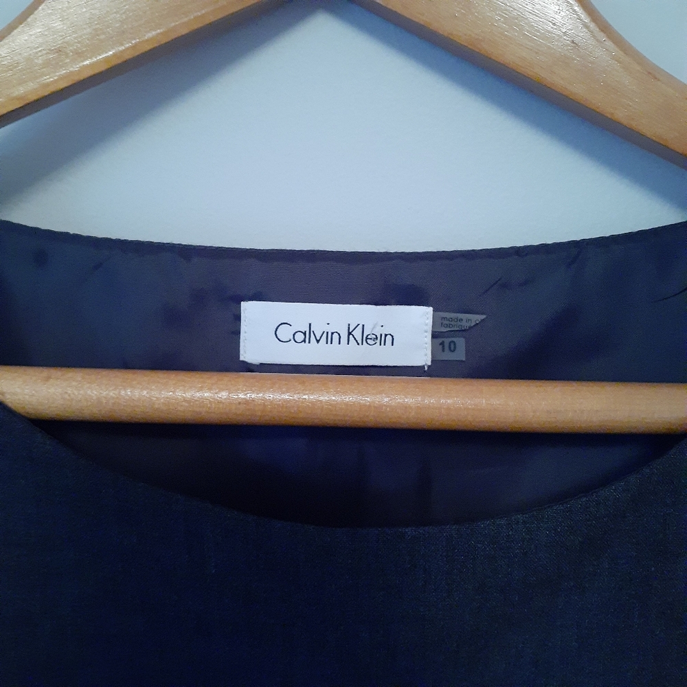 Calvin Klein suit dress, size 10 - Picture 4 of 9